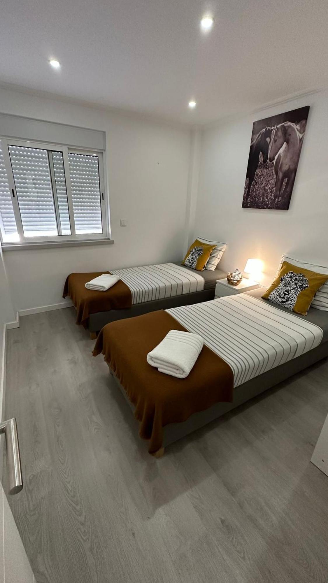 Airport Room ลิสบอน ภายนอก รูปภาพ